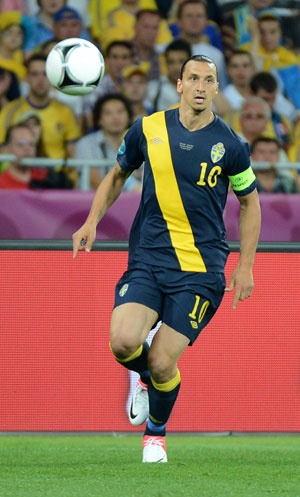 ยูโร 2012: อังกฤษเตือนภัยคุกคามจาก Ibrahimovic